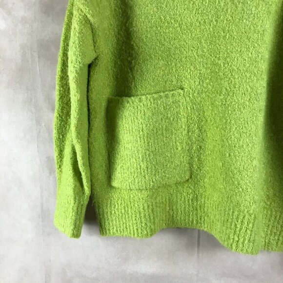 Green Thick Winter Pullover Sweater MEDIUM - Picture 4 of 8